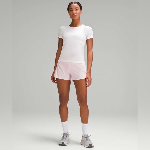 A Lululemon 🍋Speed Up High-Rise Lined Short 4" - Picture 3 of 6